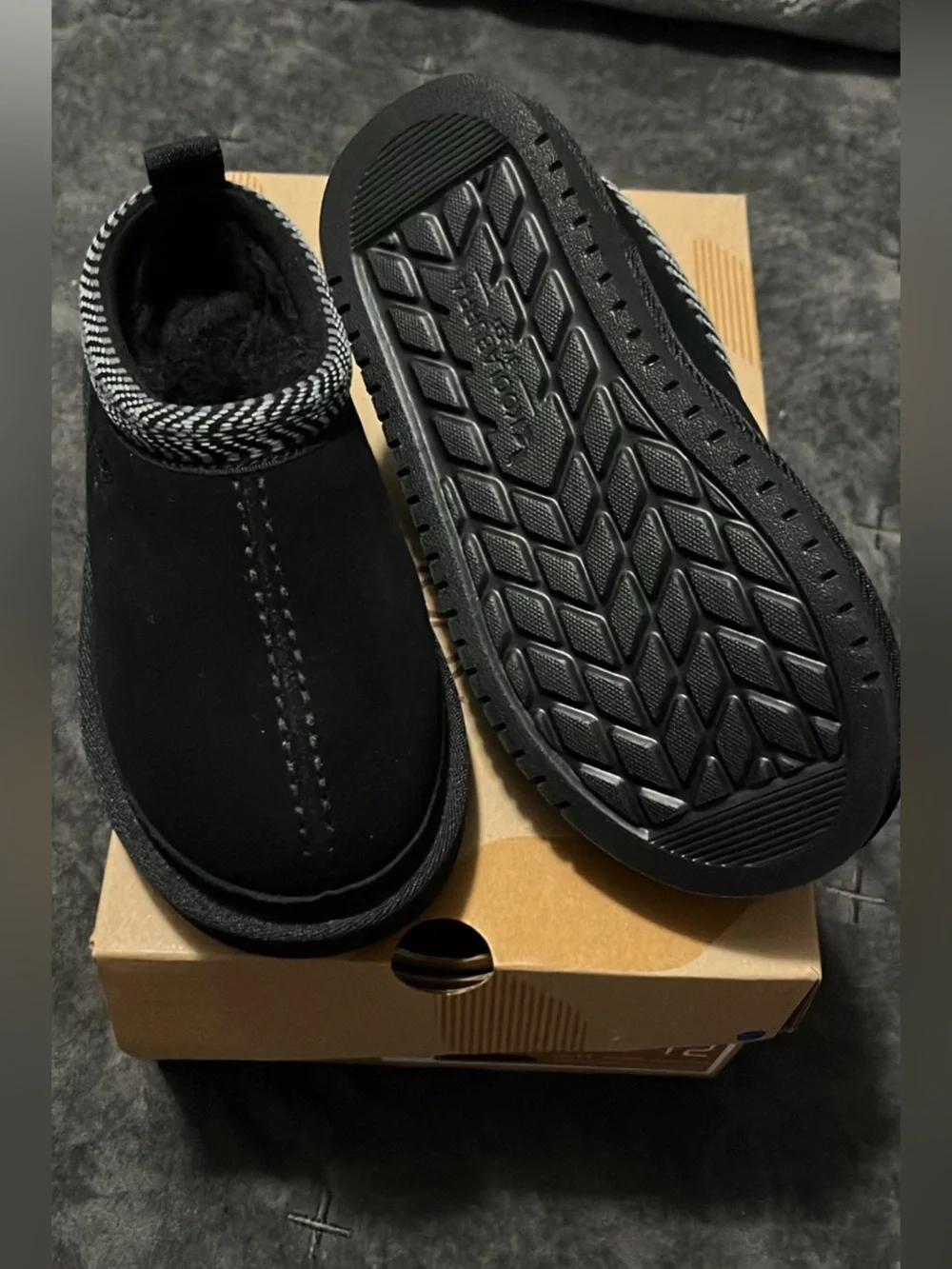 Kookaburra By UGG Little kids Black Slip-On